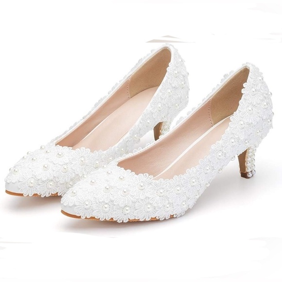 Crystal Queen Bridal White Lace Pearl Kitten Heels Wedding Pumps Size 40 8.5 US - Picture 2 of 15